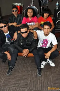Dadali Band di Kantor Nagaswara