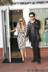Dave Navarro Dan Carmen Electra