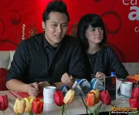 Demian dan Yulia Rachman