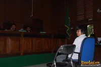 Dewi Perssik di Pengadilan Negeri Jakarta Utara