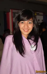 Dhini Aminarti - Nia Ramadhani