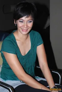 Dian Nitami di Blitz Pacific Place