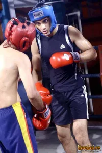 Didi Riyadi Jadi Petinju