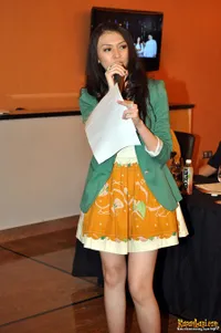 Donita Hadir di MD Entertainment Tanah Abang