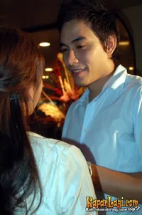 Donna Agnesia - Darius Sinarthya