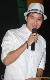 Dude Harlino di Islamic Book Fair