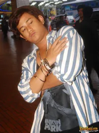 Dwi Andhika - Elly Trans di Bandara Soekarno Hatta