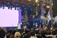 Ebel Cobra Tegur Penonton Merokok hingga Vincent Rompies Tebar Duit di Acara 'Bukan Main' Vindes, Serunya Bukan Main!