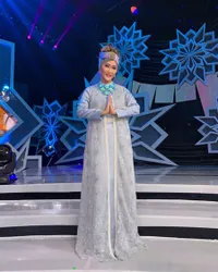 Edisi Ramadan, Cantiknya Gaya Inul Daratista Pakai Gaun & Turban