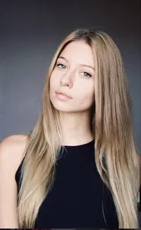 Elizaveta, Model Cantik Kehilangan Rahang Yang Jadi Sorotan Dunia