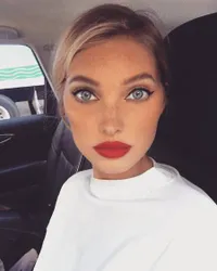 Elsa Hosk, Model Fantasy Bra 2018 Dulu Dikira Inspirasi 'FROZEN'
