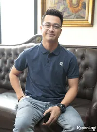 Eza Gionino Bicara Soal Tak Direstui Nikah, Matanya Berkaca-Kaca