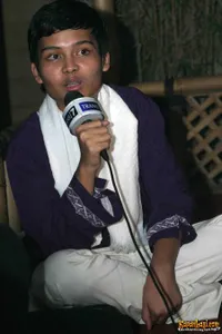 Eiza di Acara Santunan Anak Yatim Piatu