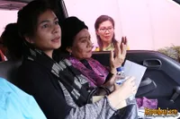 Ekspresi Duka Meisya Siregar Saat Ibu Meninggal Dunia - RS Cikini