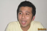 Emil Dardak di Oz Radio