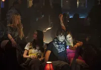 Emma Watson Tampil Beda Dalam THE BLING RING