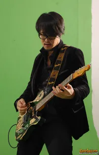 Ernest Cokelat dan Royal Ego