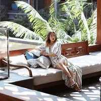 Family Goal! Potret Harmonis Keluarga Jennifer Bachdim di Bali