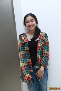 Febby Blink Ungkap Cerita Kuliah Sambil Syuting SInetron, Ribet?
