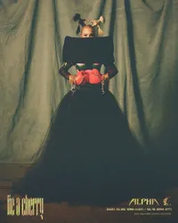 Fierce and Badass, Yuk Intip Poret Sangar CL Dalam Balutan Busana Berwarna Hitam!
