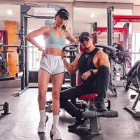 Foto-Foto Body Goals Sabrina Chairunnisa Pacar Deddy Corbuzier, Pamer Otot - Abs Seksi