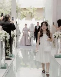 Foto-Foto Gempi Jadi Flower Girl di Acara Pemberkatan Nikah Gritte Agatha, Cantik Bergaun Putih