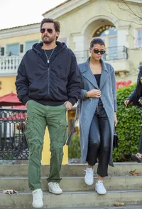 Foto-Foto Ini Bukti Kemiripan Kourtney Kardashian & Sofia Richie
