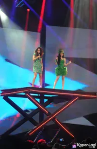 Foto-Foto Konser Tahun Baru 2016, Ahok Duet Dengan Zaskia Gotik