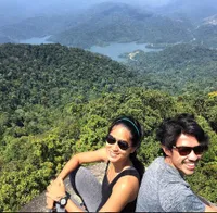 Foto-Foto Lamaran Prisia Nasution dan Iedil Putra, Simpel Manis