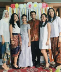 Foto-Foto Lamaran Tika Bravani - Dimas Aditya, Hangat Penuh Cinta