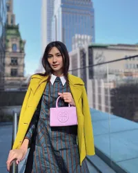 Foto-Foto Mikha Tambayong Selama di New York, Cantik Elegan - Nggak Kalah dari Supermodel Hollywood!