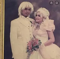 Foto-Foto Perayaan Anniversary Pernikahan Uya Kuya dan Astrid yang ke-18 Tahun, Tetap Mesra dan Romantis!