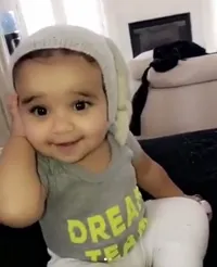 Foto-Foto Terbaru Dream Kardashian, Makin Lucu Berambut Keriting