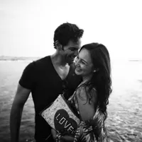 Foto-Foto Valentine Tata Cahyani, Rayakan Dengan Bobby Tonelli