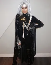 FOTO: 13 Kostum Halloween Selebriti Hollywood Terbaik Tahun Ini