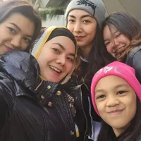 FOTO: 4 Putri Cantik Sarita Yang Kuat Meski Sang Ayah Selingkuh