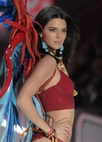 FOTO: 8 Cowok yang Dikabarkan Pernah Ada di Hidup Kendall Jenner