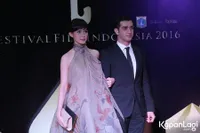FOTO: 8 Pasangan Seleb 'Hot' di Red Carpet FFI 2016, Bikin Iri!