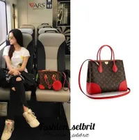 FOTO: 8 Sling Bag Seleb Ini Harganya Setara Motor, Mahal Banget!