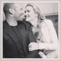FOTO: 9 Hottest Couple Seleb Dunia di Instagram, Bikin Baper!