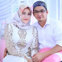 FOTO: Adelia Istri Pasha Ungu Yang Makin Cantik Usai Melahirkan