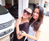 FOTO: Aisha Humaira, Keponakan Olla Ramlan Yang Cantik & Stylish