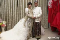 FOTO: Akan Menikah, Sheza Idris Fitting Busana Dengan Calon Suami