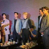 FOTO: Aktor-Aktor Ganteng Korea Duduk Bareng Bikin Fans Heboh: Cha Eun Woo - Siwon