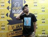 FOTO Album Terbaru Vidi Aldiano Akan Berisi Kisah Para Mantannya!
