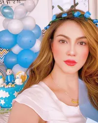 Foto Alessia Cestaro Cantik Banget Bak Barbie Saat Baby Shower, Anak Ketiga Bakal Cowok Lagi