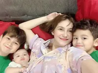 Foto Alessia Cestaro dengan 3 Putranya yang Ganteng-Ganteng Berwajah Bule, Mamanya Paling Cantik