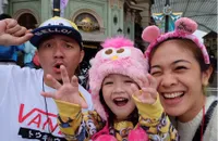 FOTO: Anak Cantik Omesh - Dian Ayu Kecil-Kecil Punya Gaya Gokil!