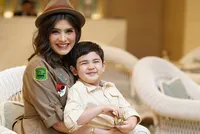 FOTO: Anak Carissa Puteri Ekspresikan Cinta di Acara Baby Shower