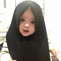 FOTO: Anak Kembar Cynthia Lamusu Pakai Hijab - Peci, Gemesin Abis